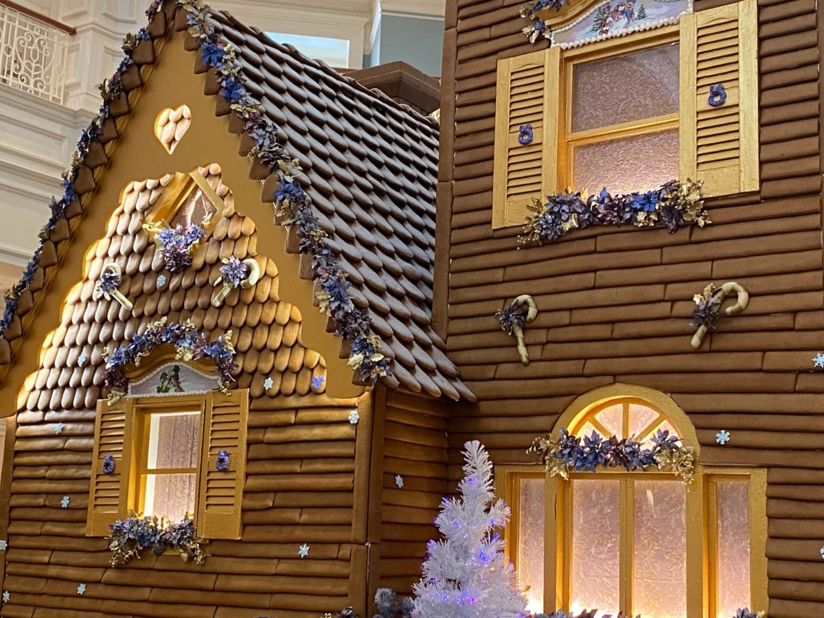 grand-floridian-gingerbread-house-2021-3-2337638