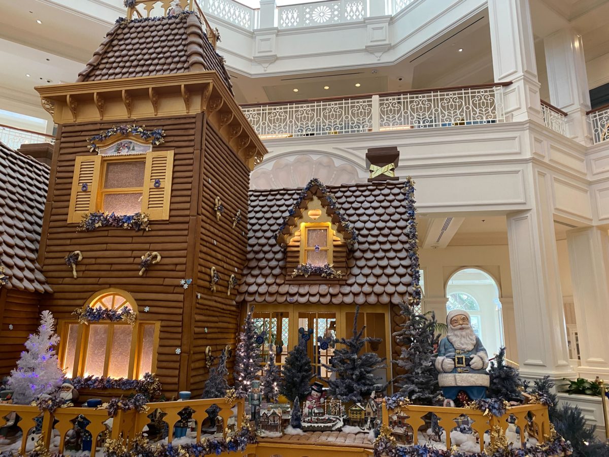 grand-floridian-gingerbread-house-2021-5-8830090