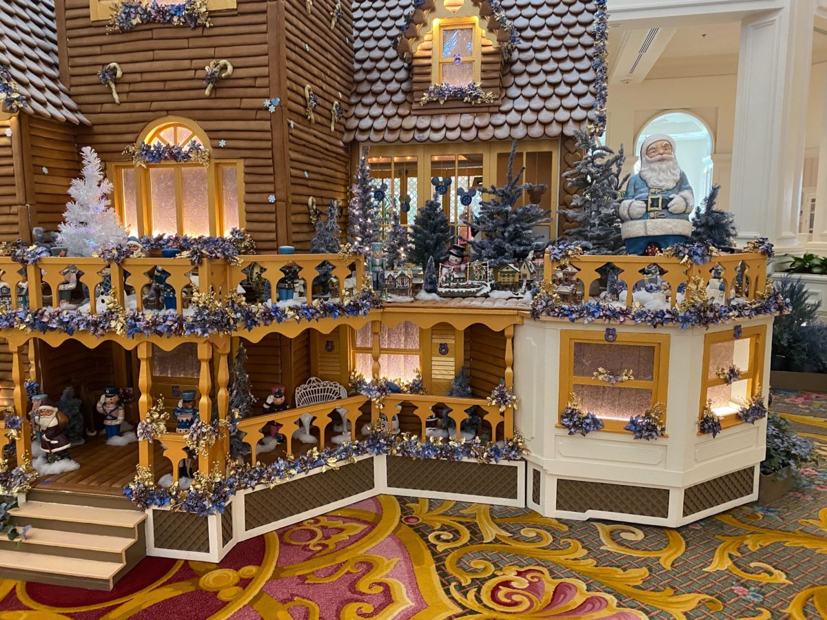 grand-floridian-gingerbread-house-2021-6-7623890