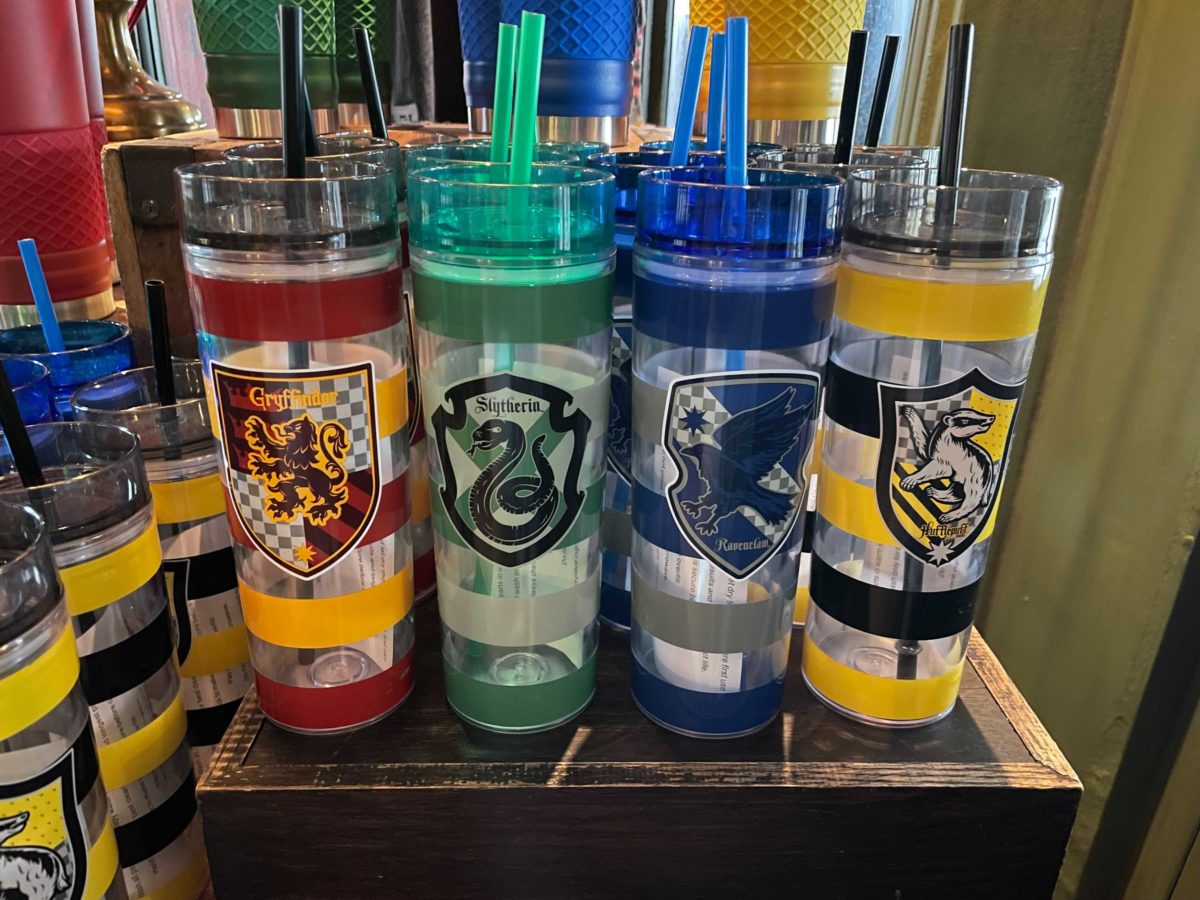 hogwarts-house-sippers-group-shot-4428234