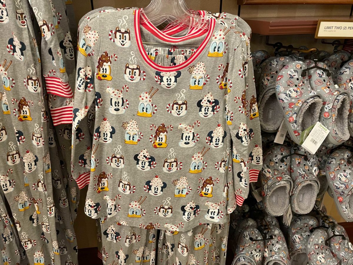 holiday-adult-apparel-46-2212083