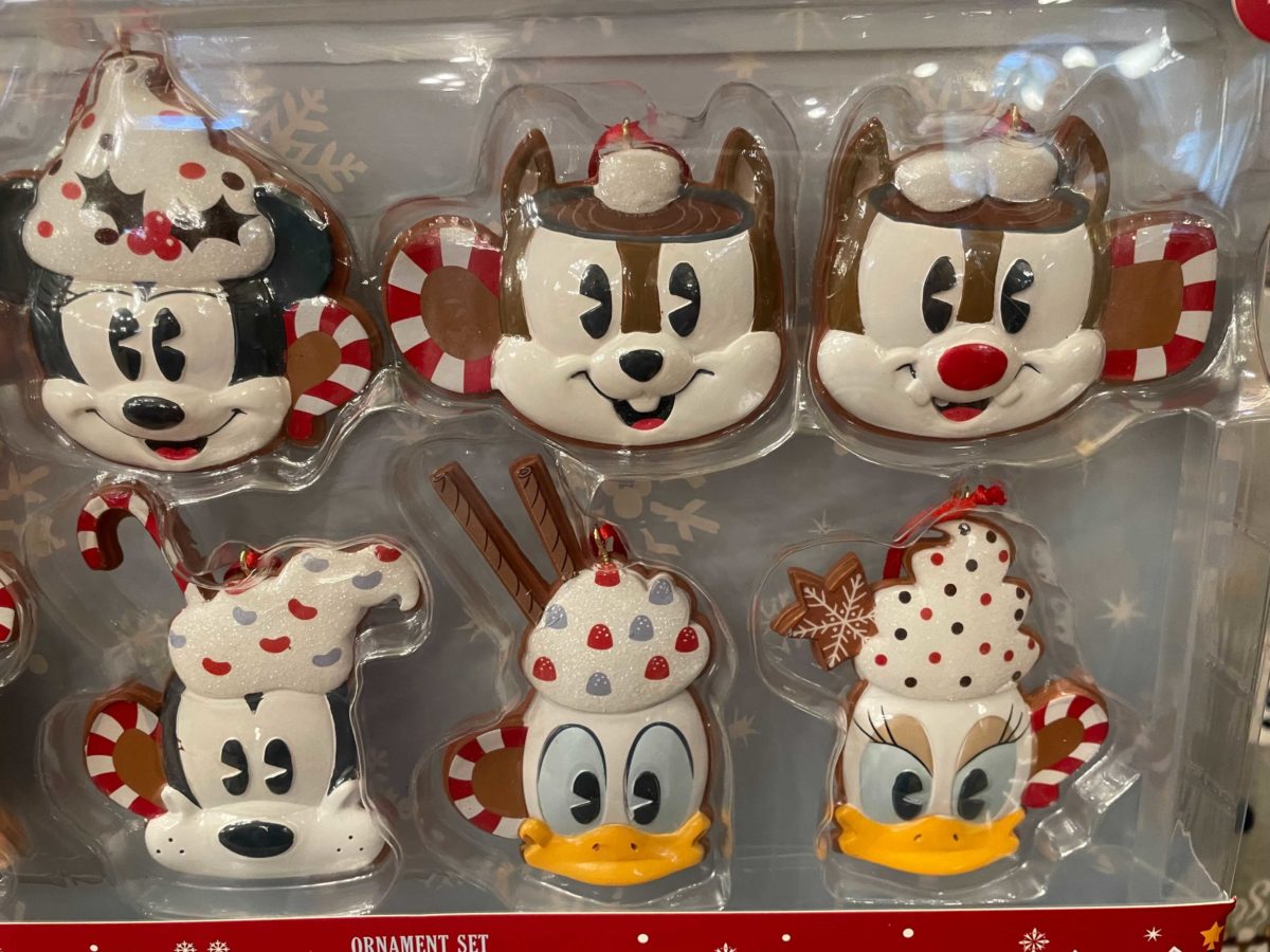 holiday-merchandise-72-4326467