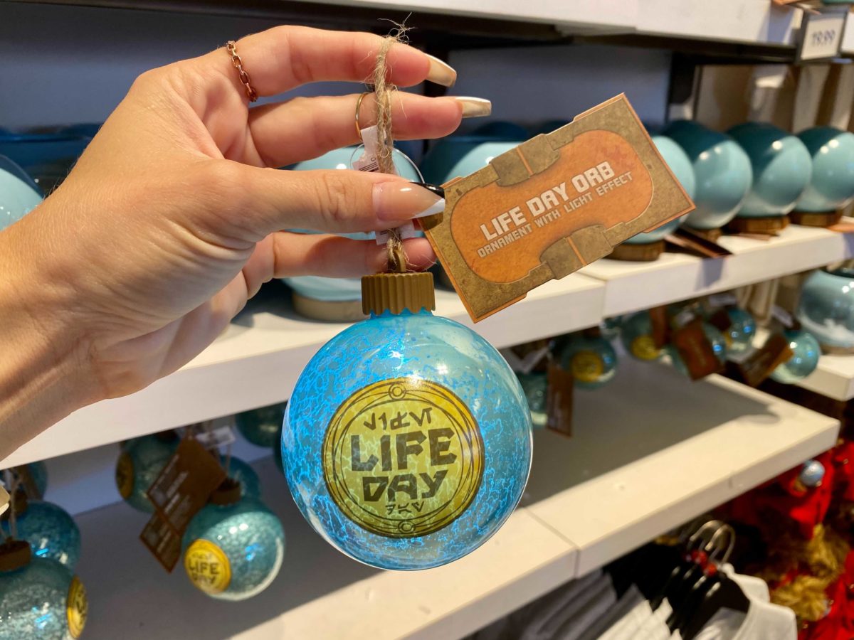 life-day-ornament-2