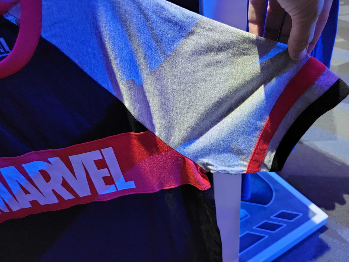 marvel-our-universe-t-shirt-3