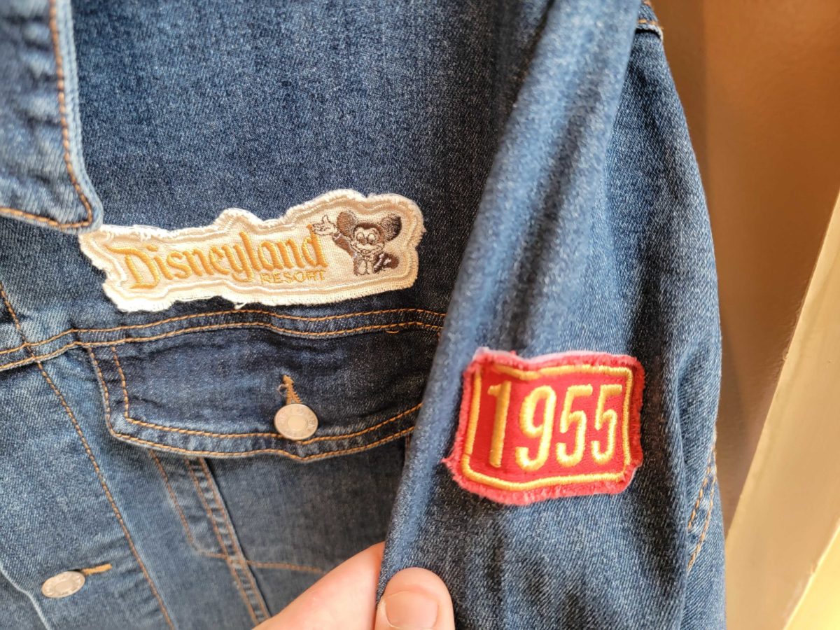 mickey-denim-jackets-112619-2292374