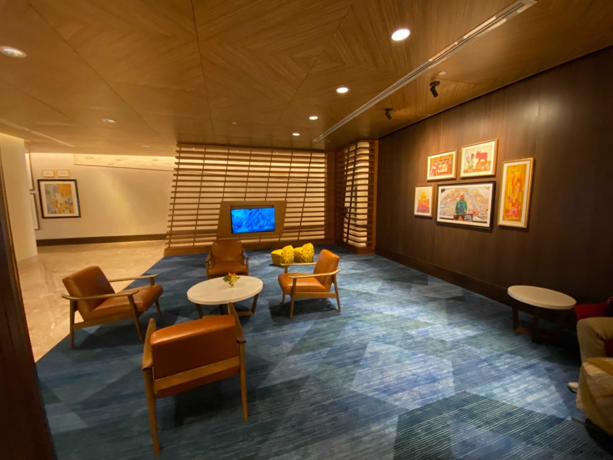 more-new-contemporary-lobby-decor-1718651