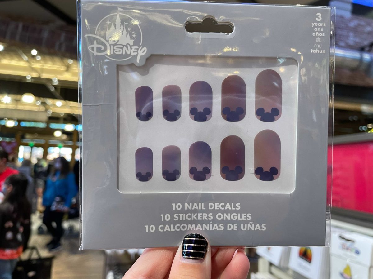 nail-decals-6-3135159