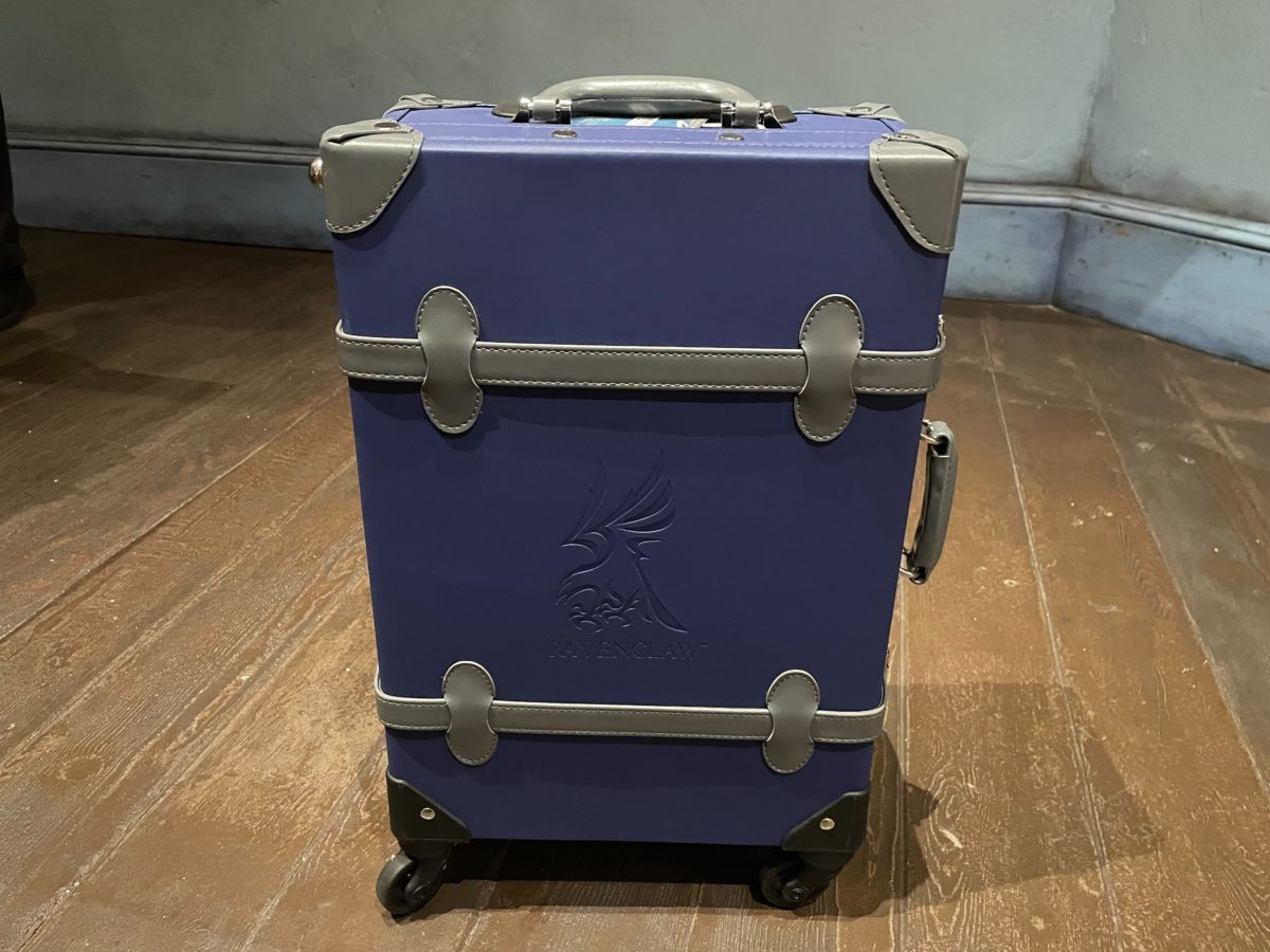 ravenclaw-suitcase-2