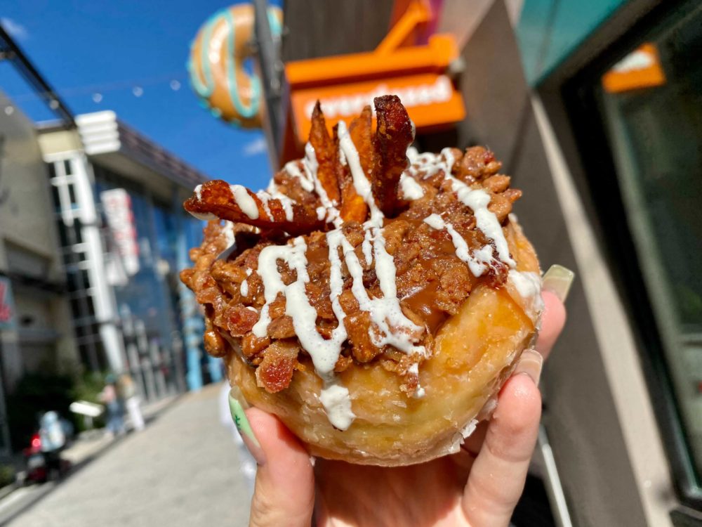 sweet-potato-pecan-donut-3-1190139