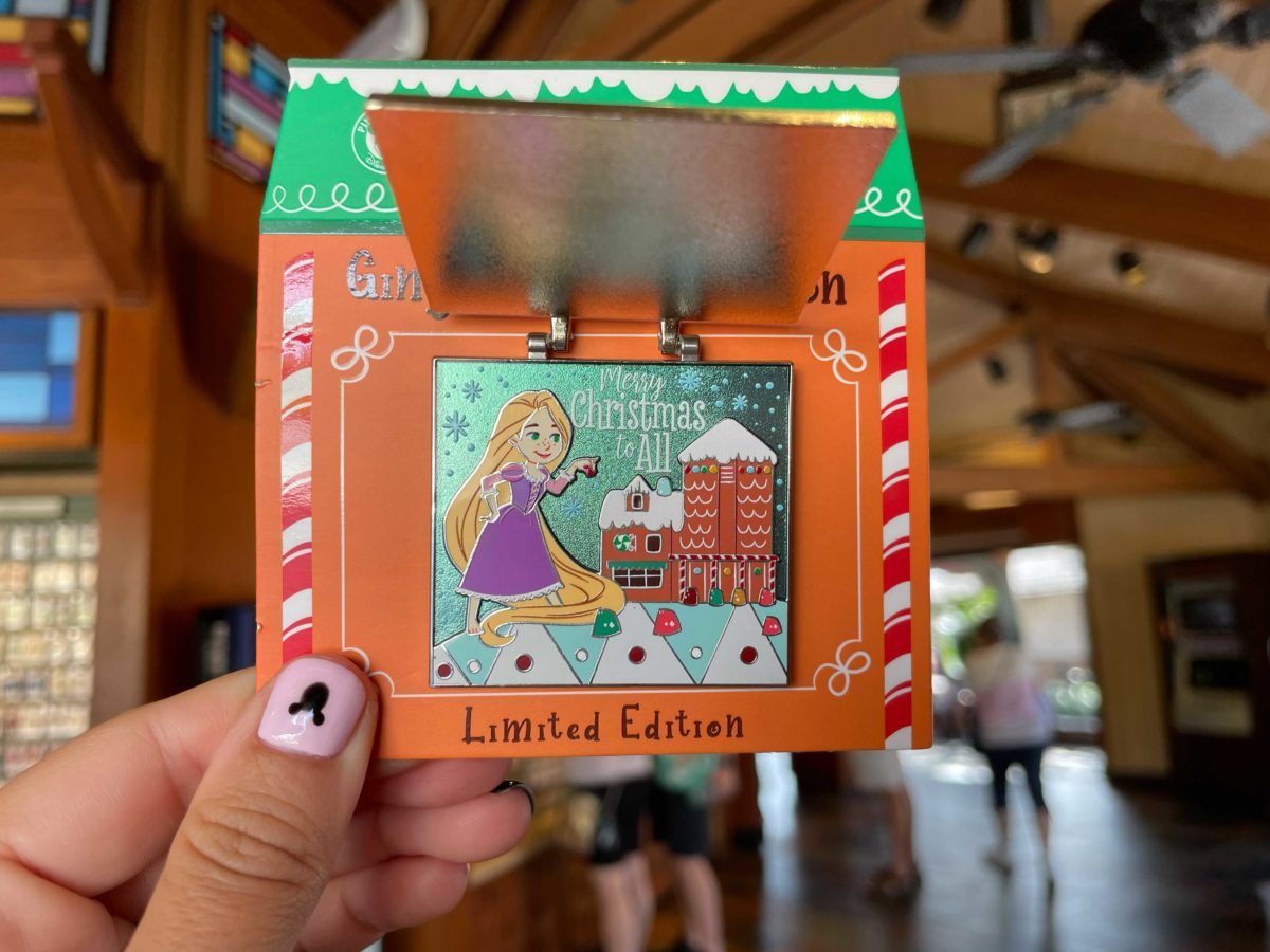 wdw-holiday-pins-16-2558885