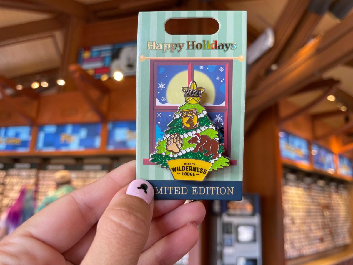 wdw-holiday-pins-22-9570771