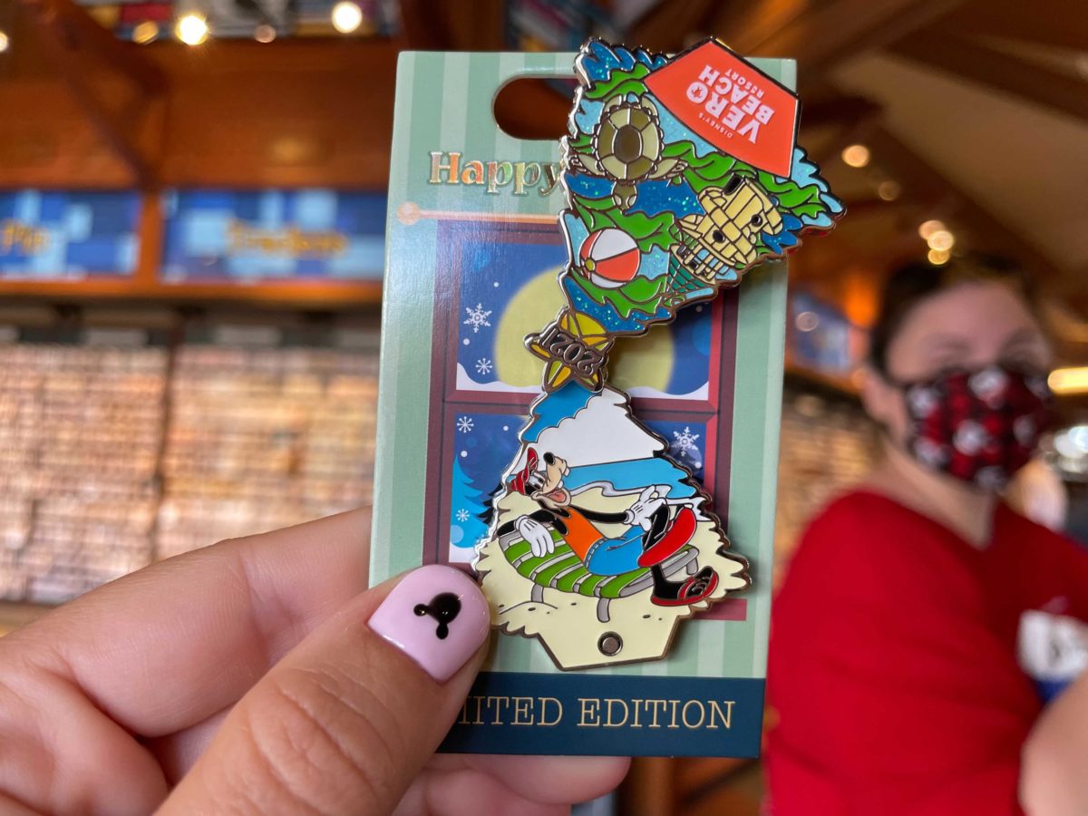 wdw-holiday-pins-29-4775189