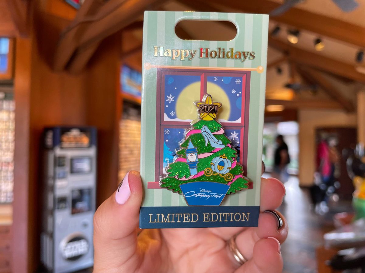 wdw-holiday-pins-52-6061230