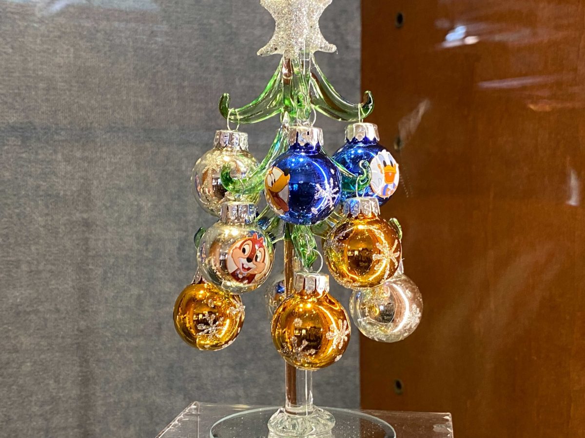 50th-tree-ornament-set-5