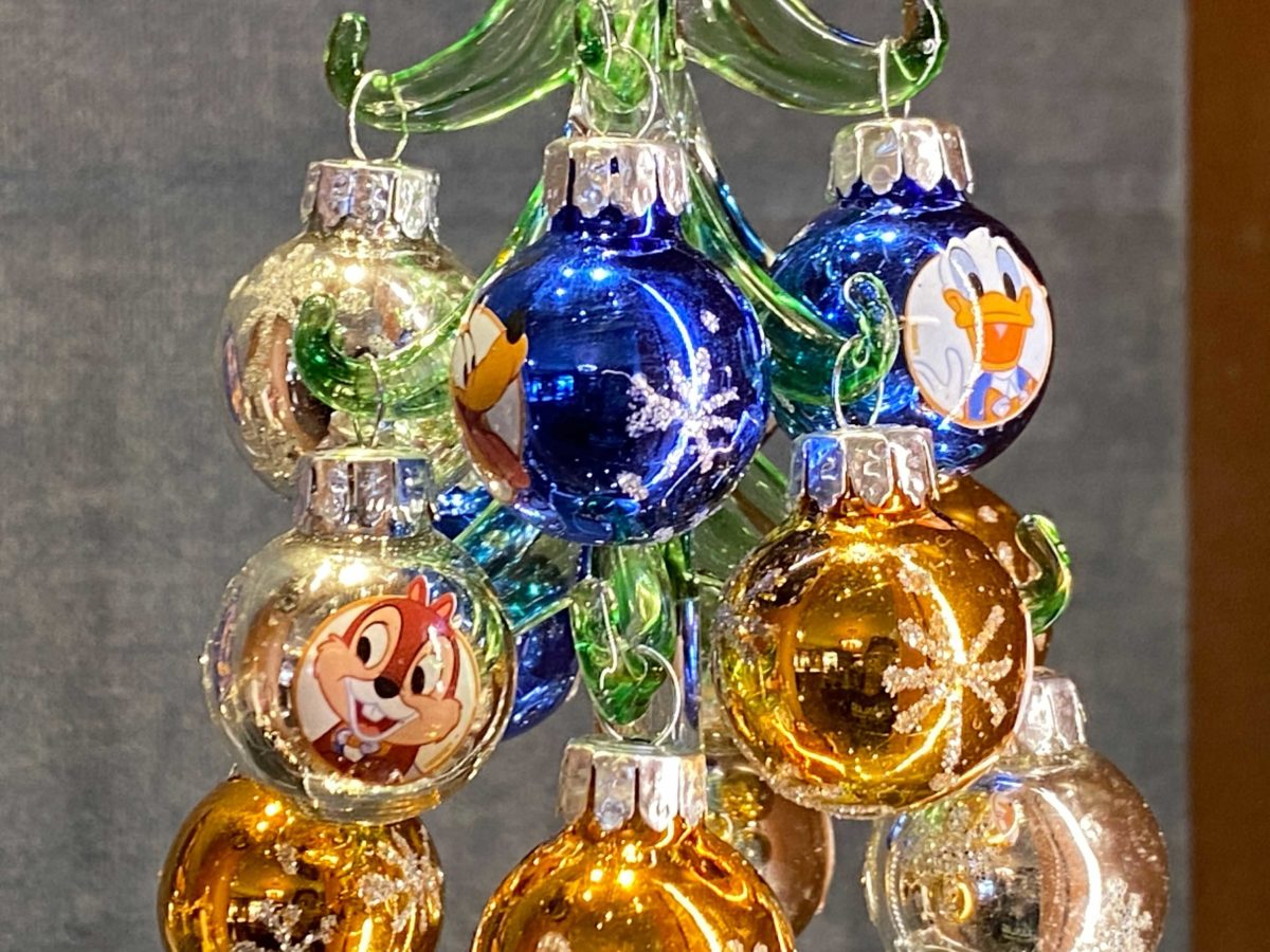 50th-tree-ornament-set-8