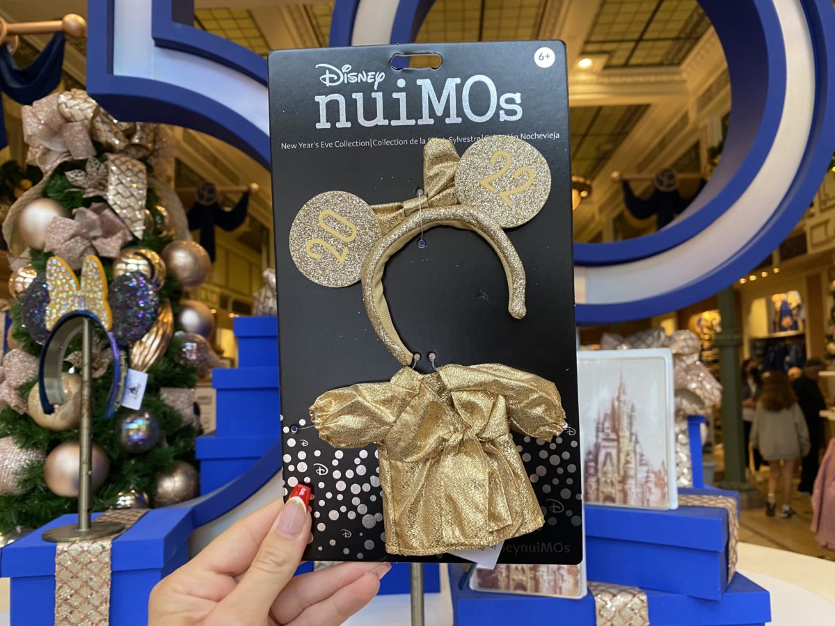 WDW nuiMOs Holiday Collection outfit