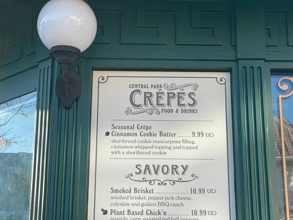 universal-orlando-central-park-crepes-cinnamon-cookie-butter-review-4-9493858