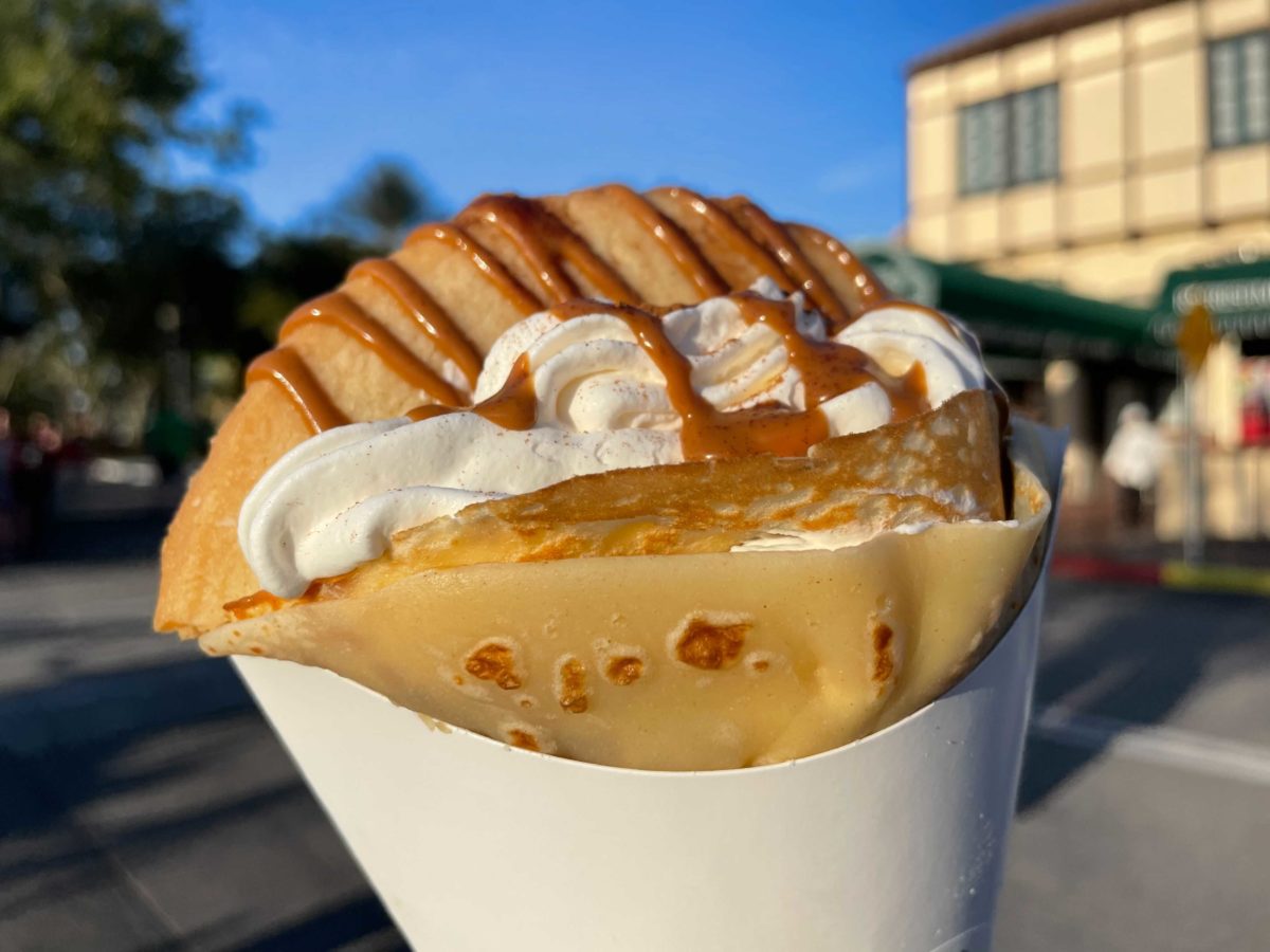 universal-orlando-central-park-crepes-cinnamon-cookie-butter-review-5-9126823
