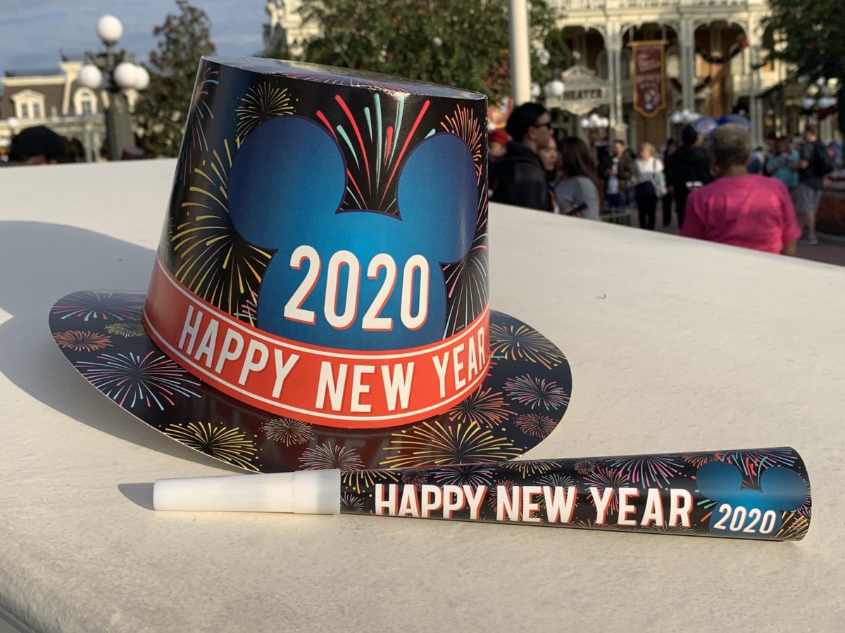wdw-new-years-eve-souvenirs-1-4497577