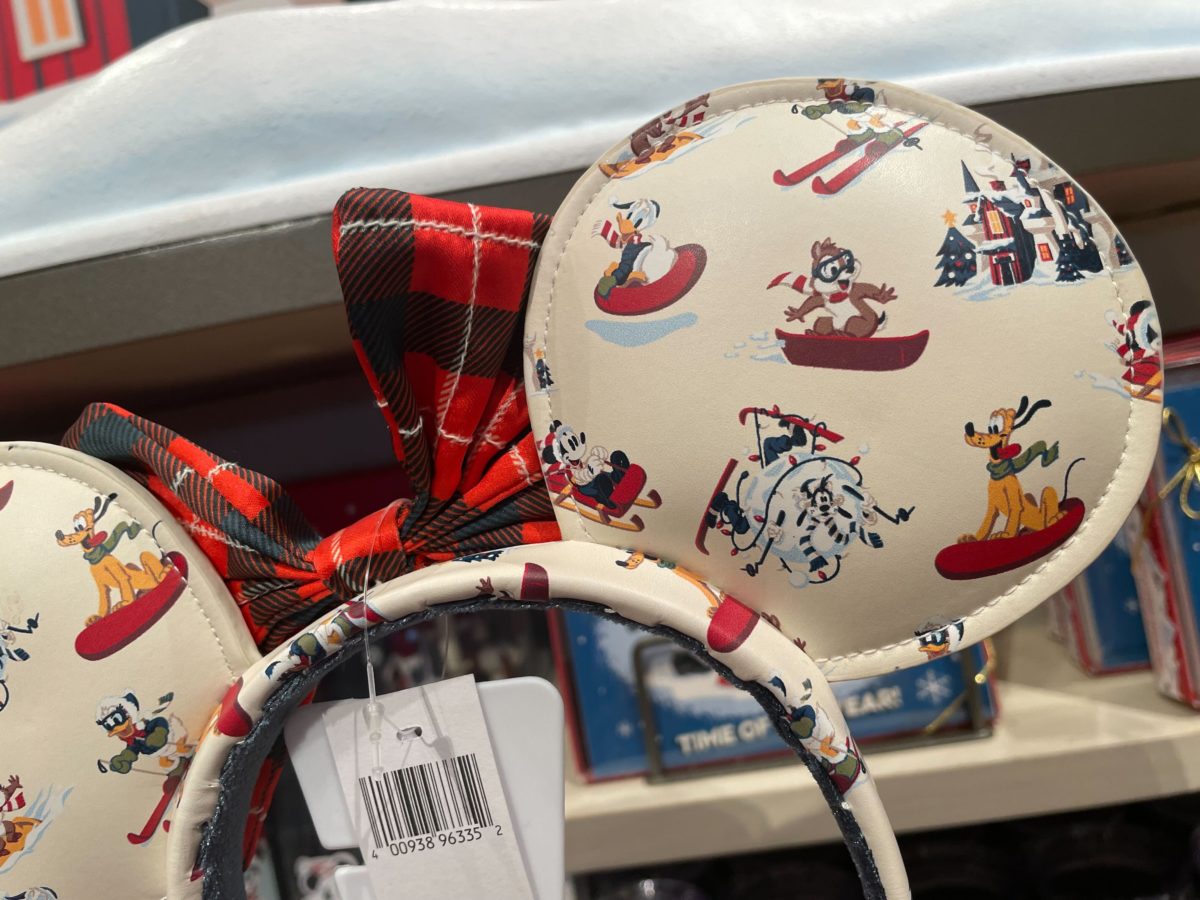 Photos Walts Holiday Lodge Minnie Ear Headband Now Available At Walt Disney World Disney By Mark 