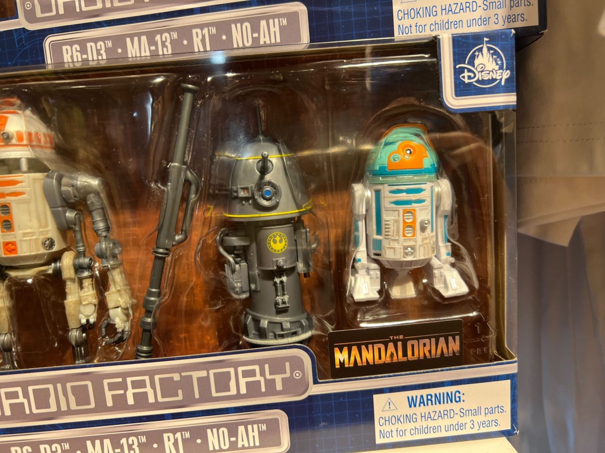 Photos New The Mandalorian Droid Factory Set Now Available At Disney S Hollywood Studios Wdw News Today