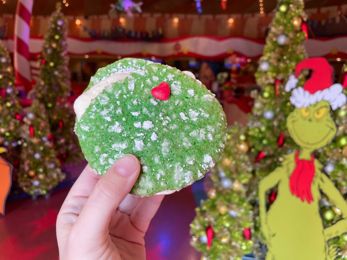 hop-on-pop-ice-cream-shop-grinch-cookies-holiday-punch-review-21-15-4033216