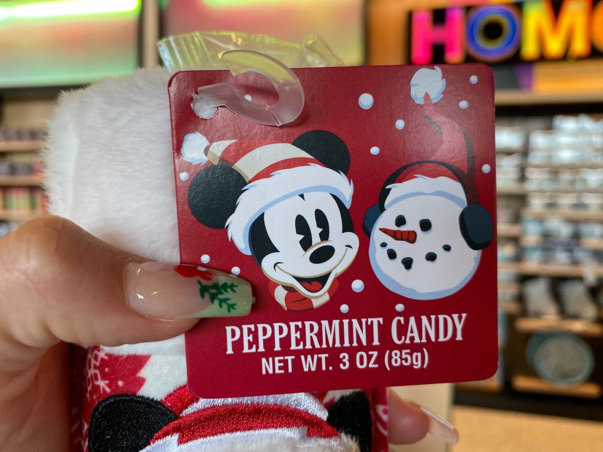 mickey-peppermint-candy-stocking-6