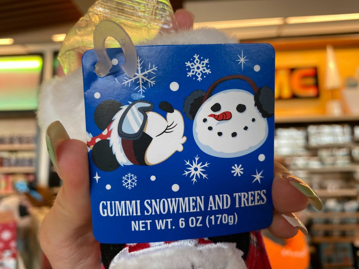 minnie-gummi-snowmen-and-trees-stocking-7