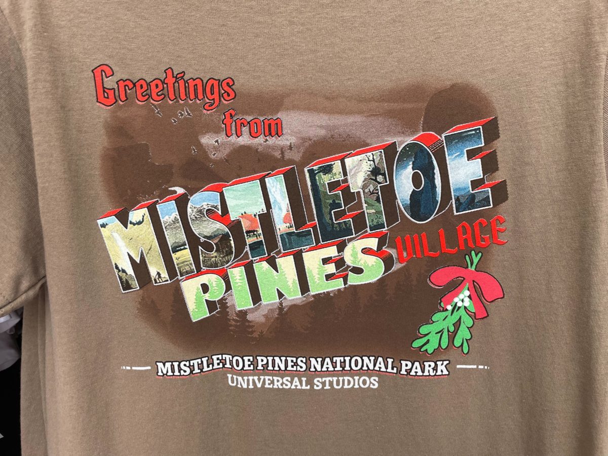 mistletoe-pines-tee-1-9423003