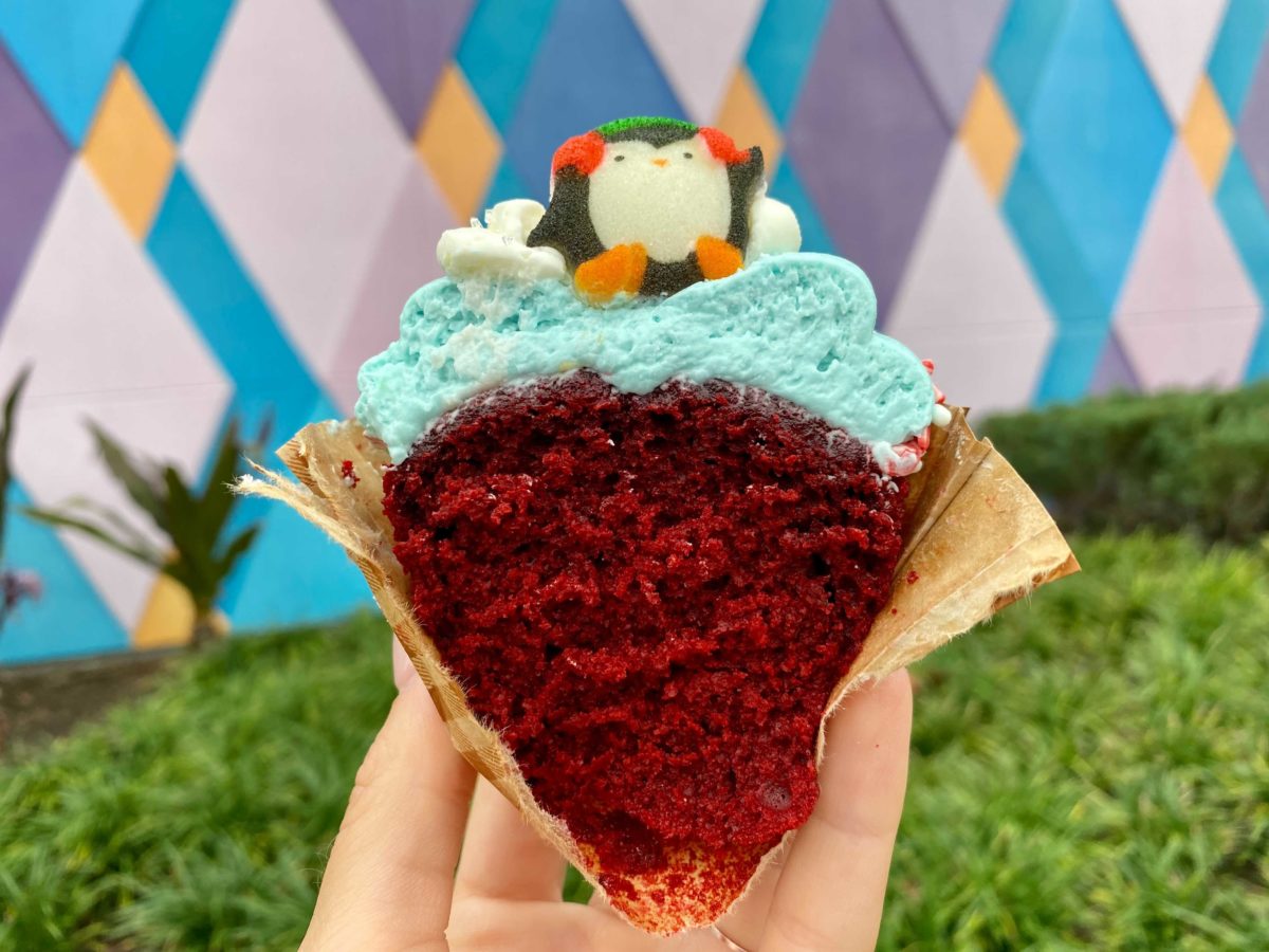 playful-penguin-cupcake-14