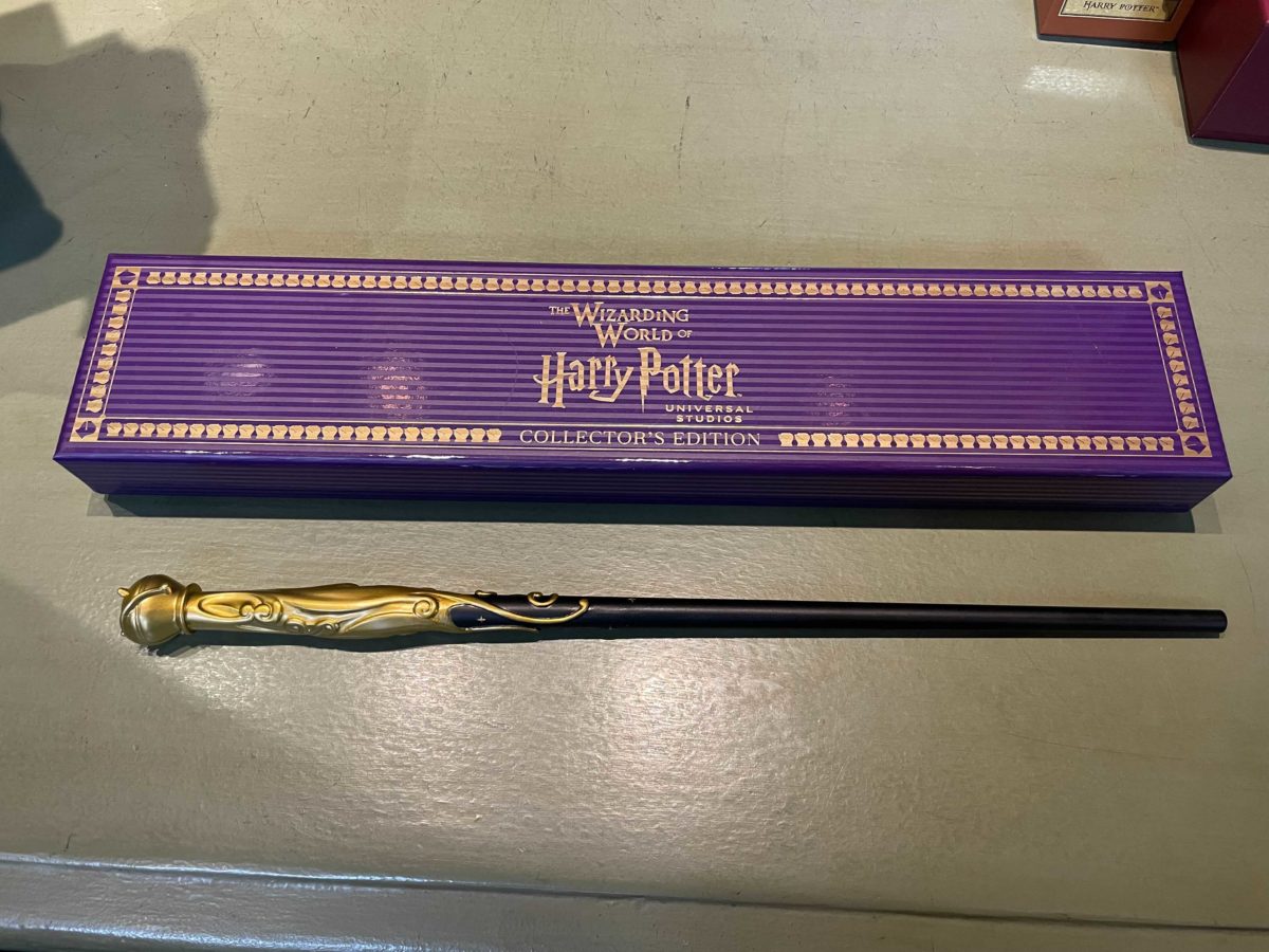 NEW Universal Studios Harry Potter 2019 Collector's Edition Wand NIB 