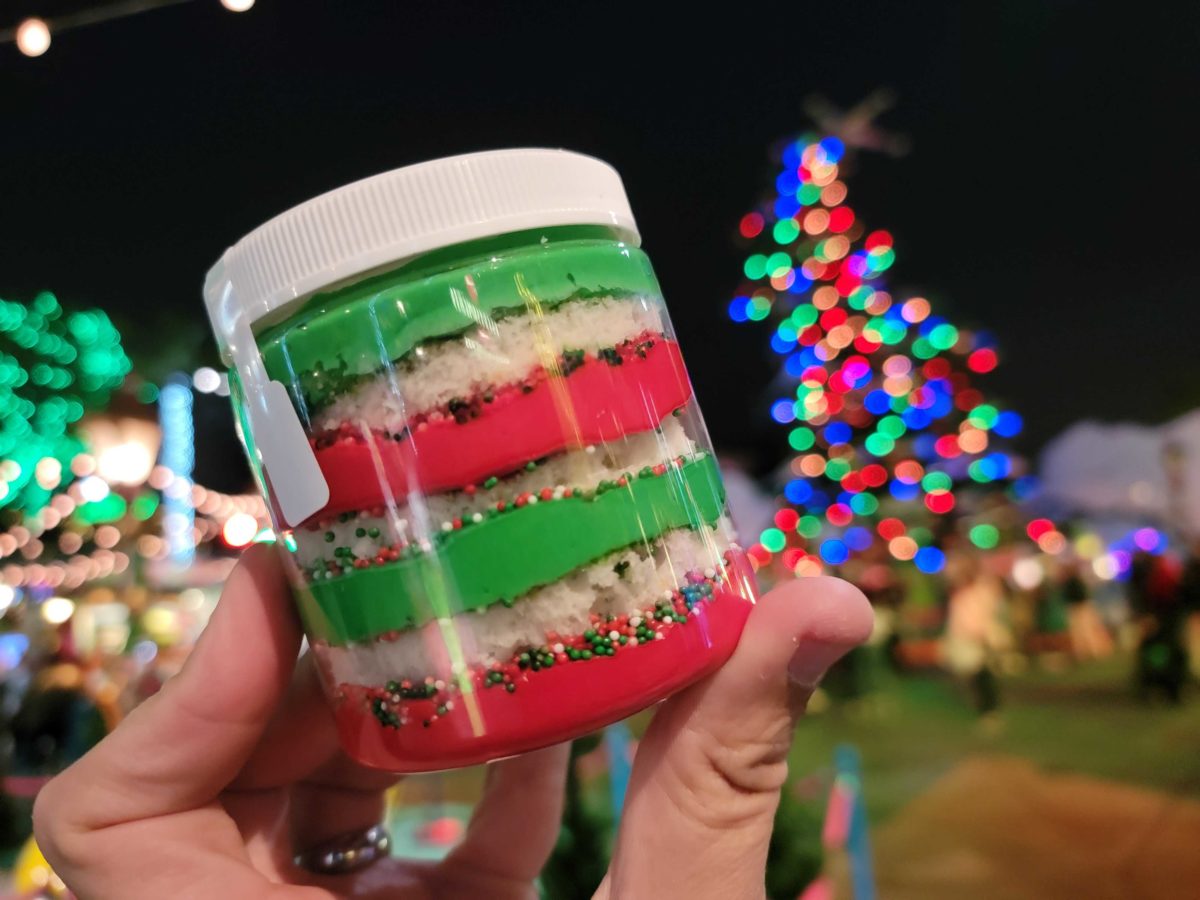 universal-holiday-cake-jars-173637-6896598