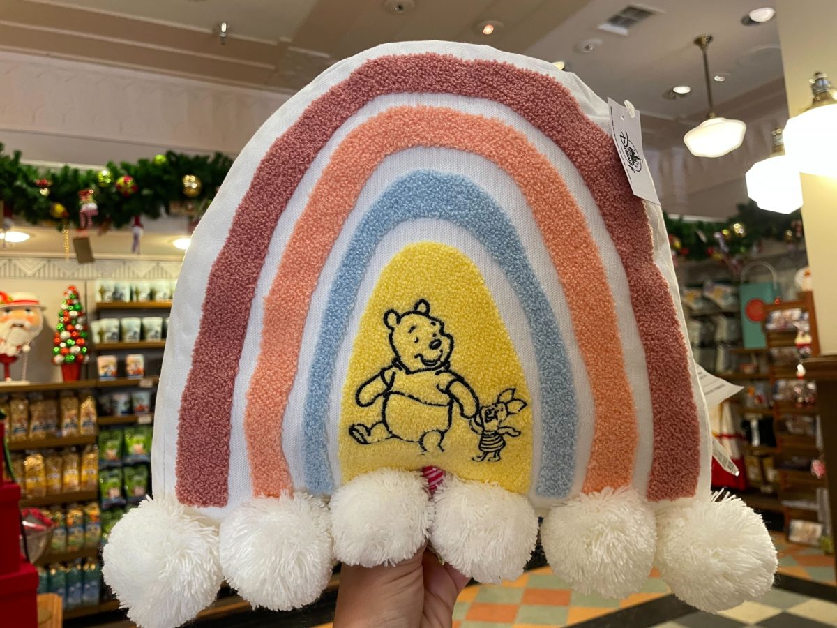 winnie-the-pooh-rainbow-2-9154308