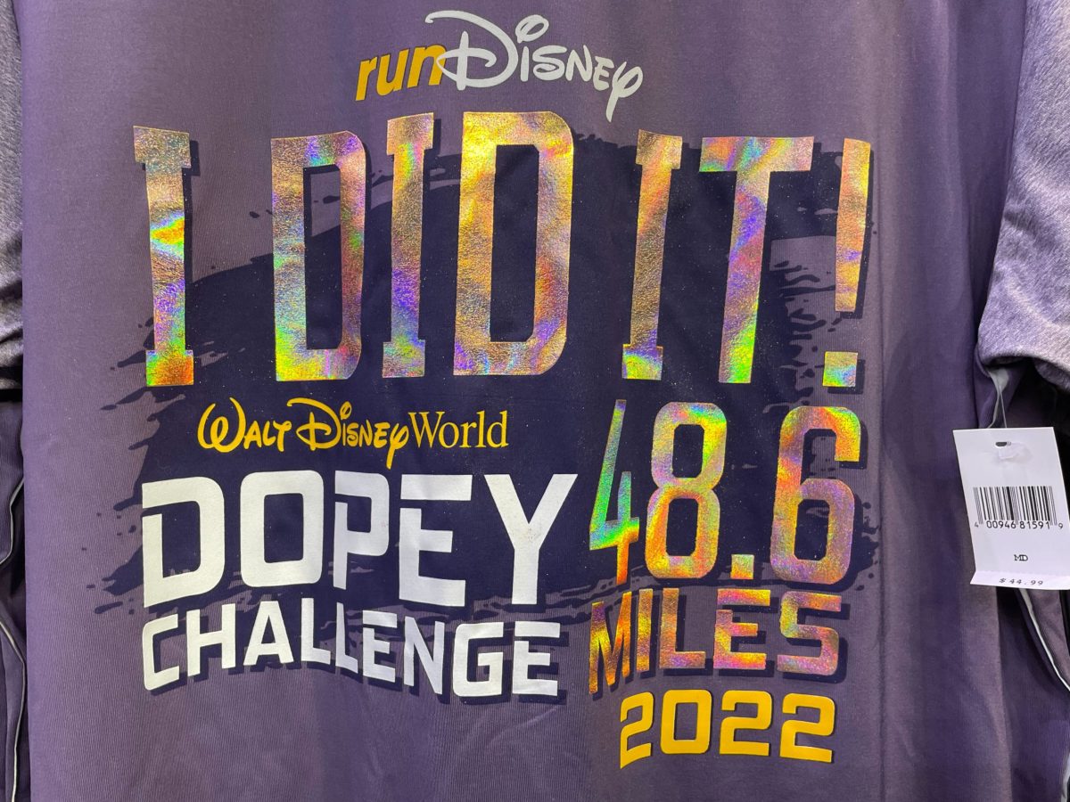 2022-wdw-marathon-weekend-dopey-challenge-t-shirt-2
