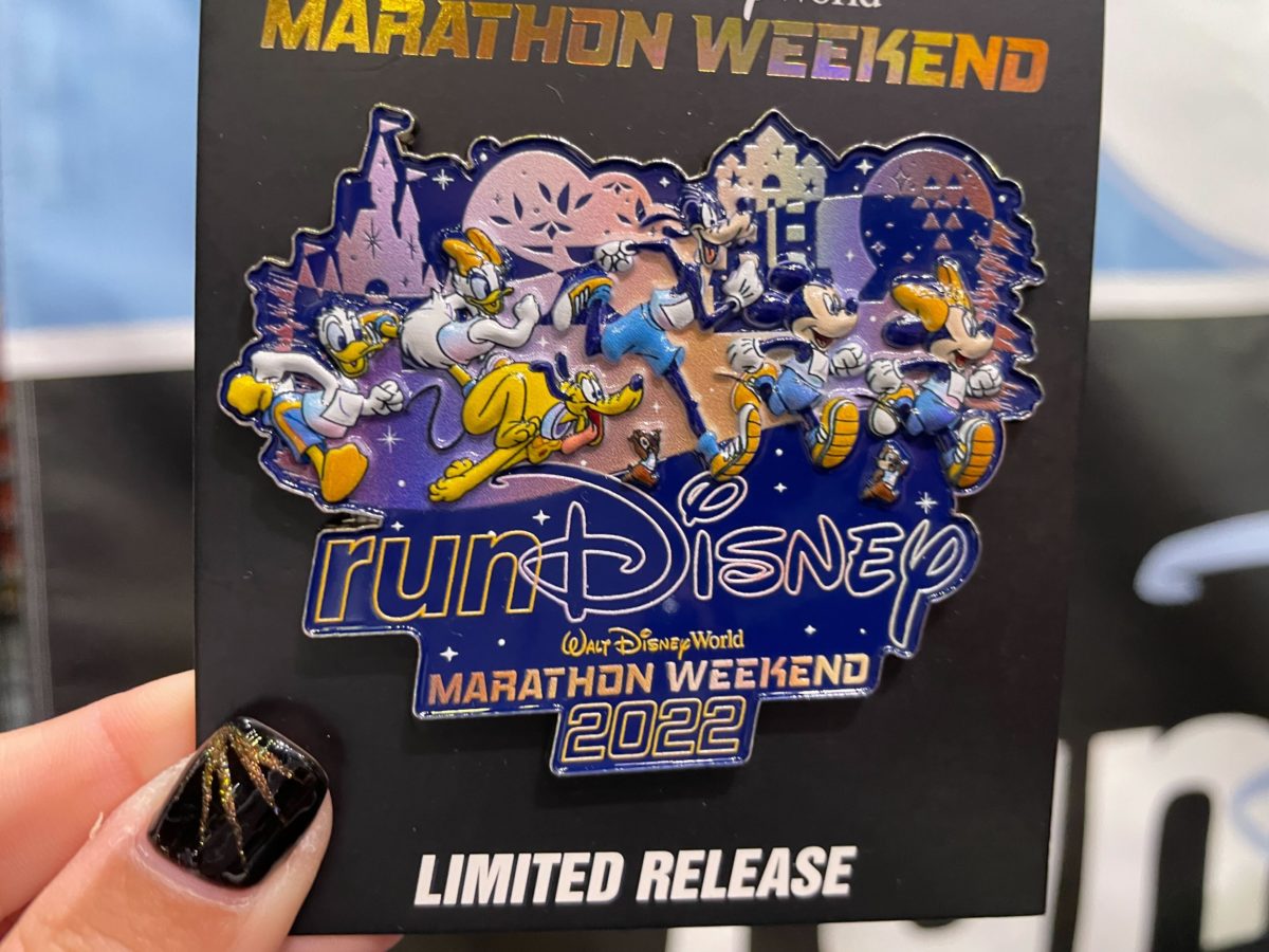 2022-wdw-marathon-weekend-limited-release-jumbo-pin-2