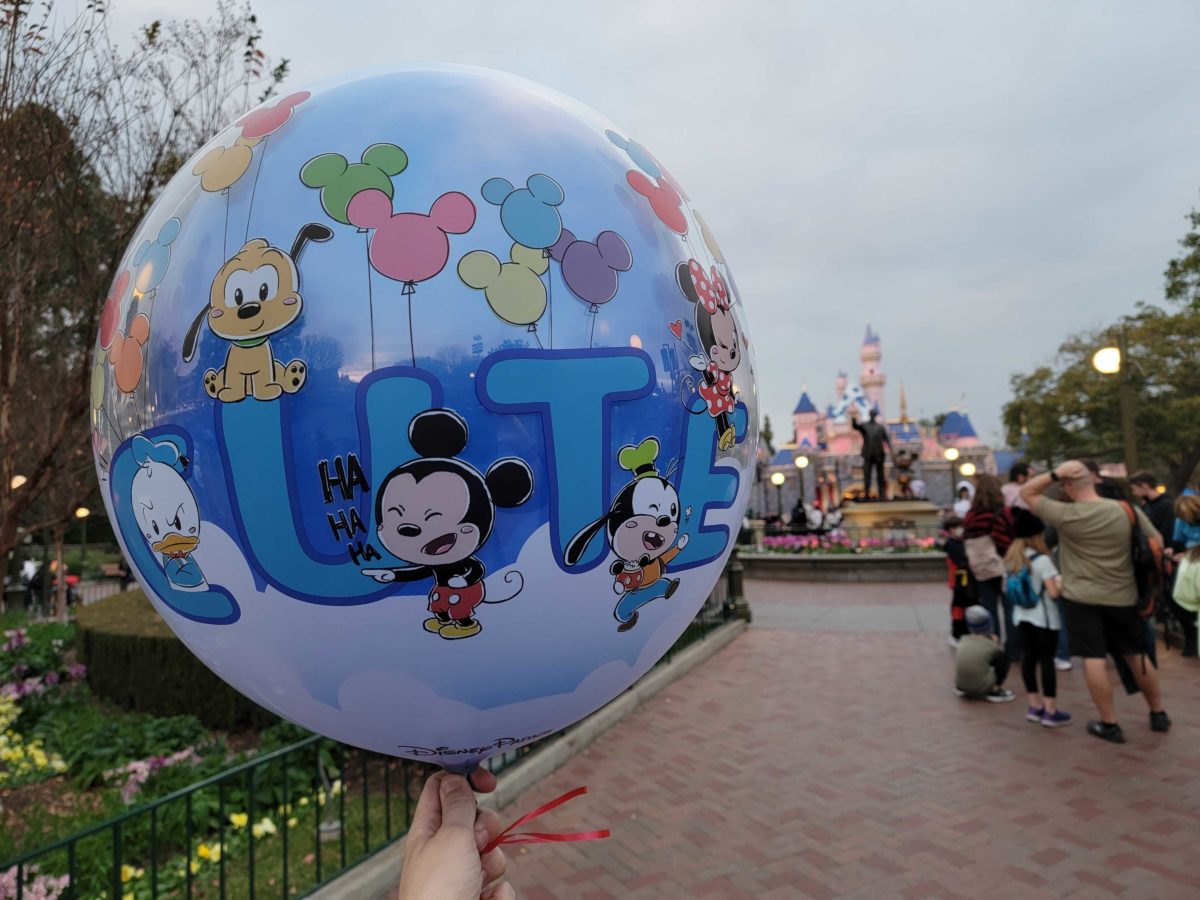 Disneyland balloon 1647510