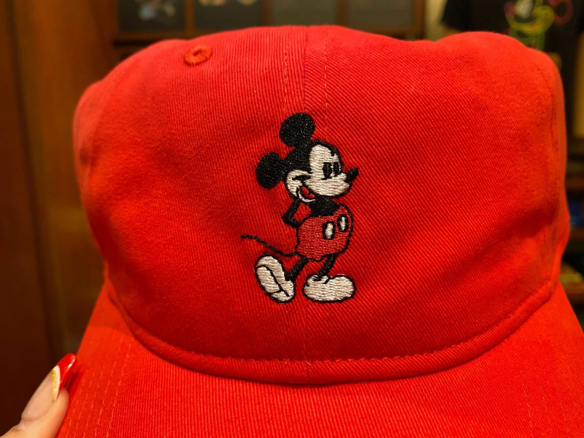 mickey-mouse-ballcap-hat-red-2