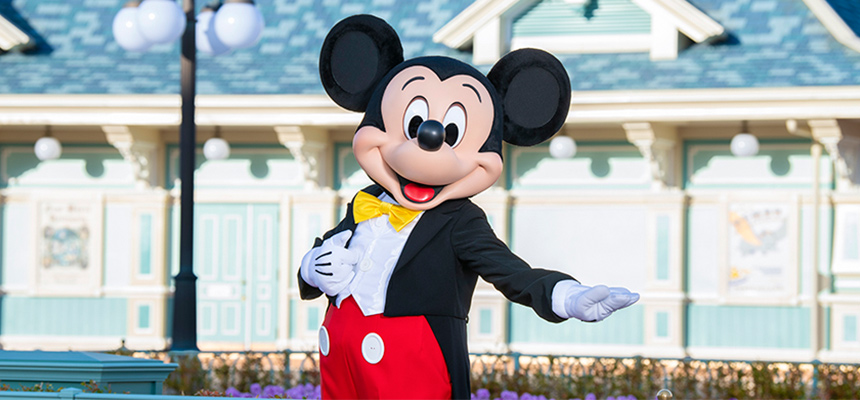 mickey-mouse-greeting-tdl