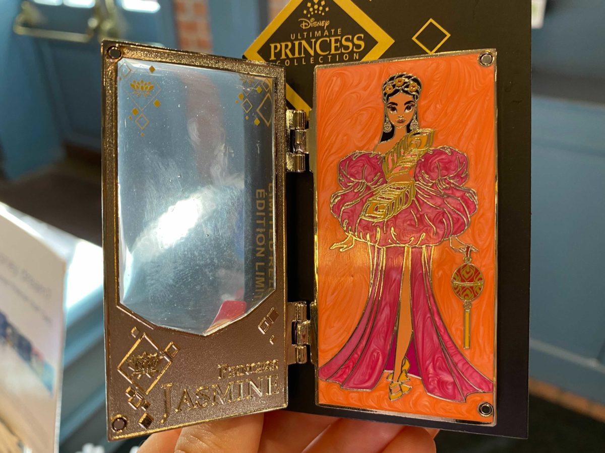 wdw-ultimate-princess-designer-collection-pins-jasmine-4-9236398