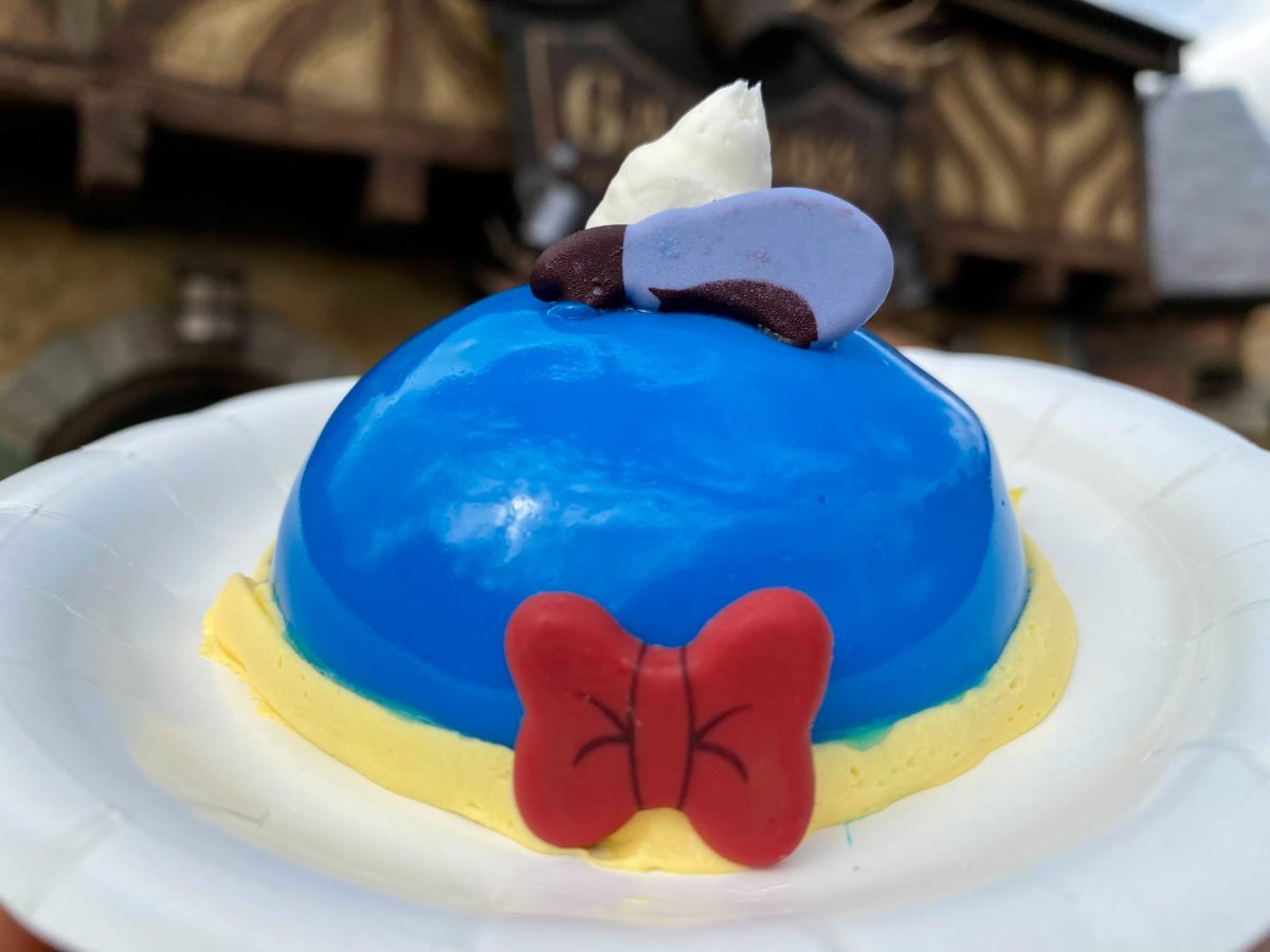 donald-duck-dome-cake-1-7394204