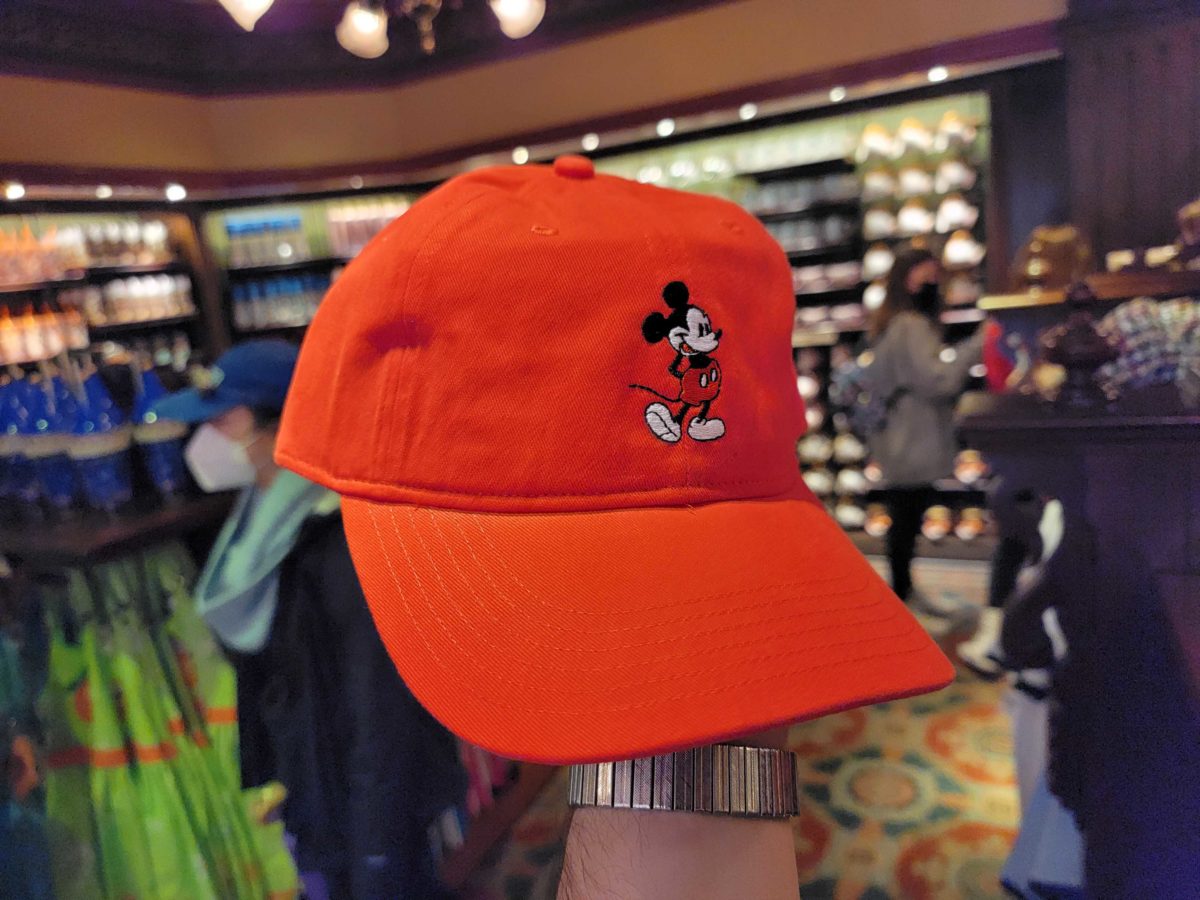 front-of-red-mickey-hat-2-6814726