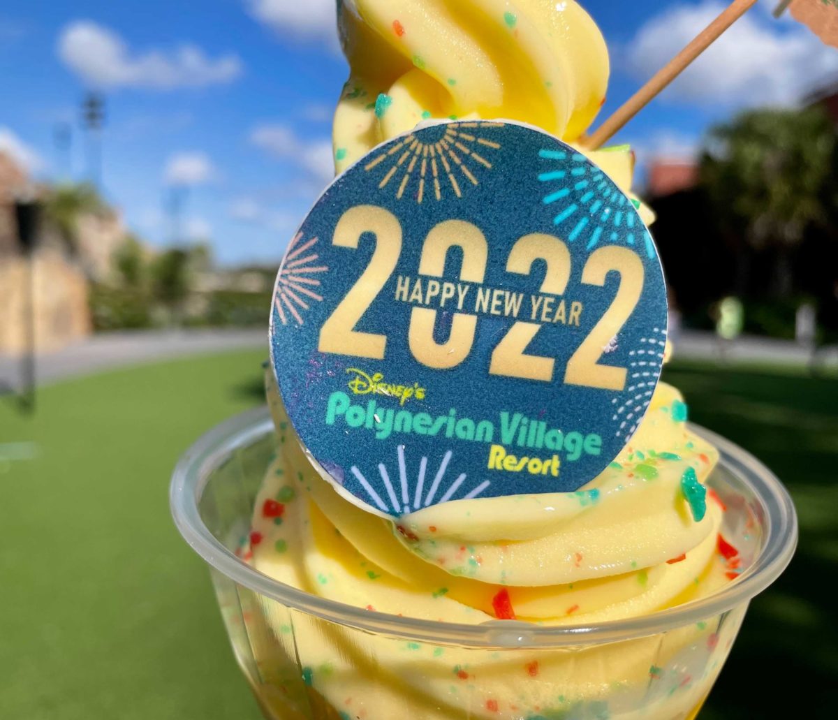 new-years-pineapple-dole-whip-float-2-8657131