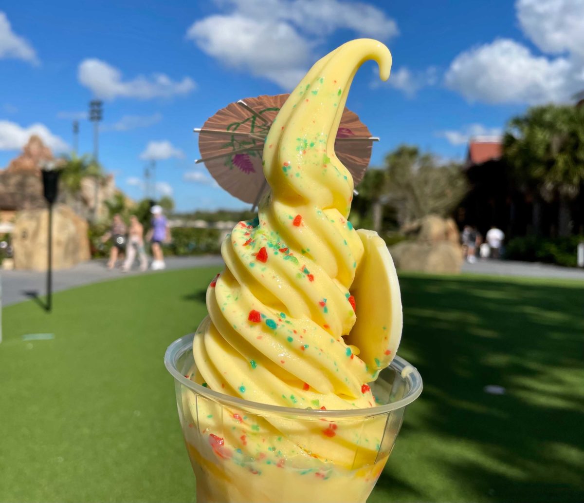 new-years-pineapple-dole-whip-float-3-3268672