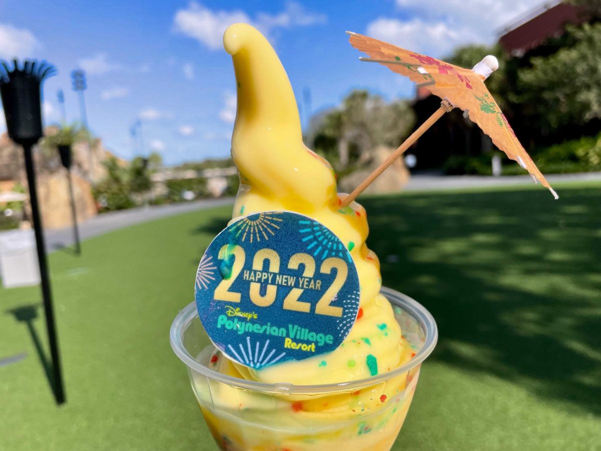 new-years-pineapple-dole-whip-float-6-9916879
