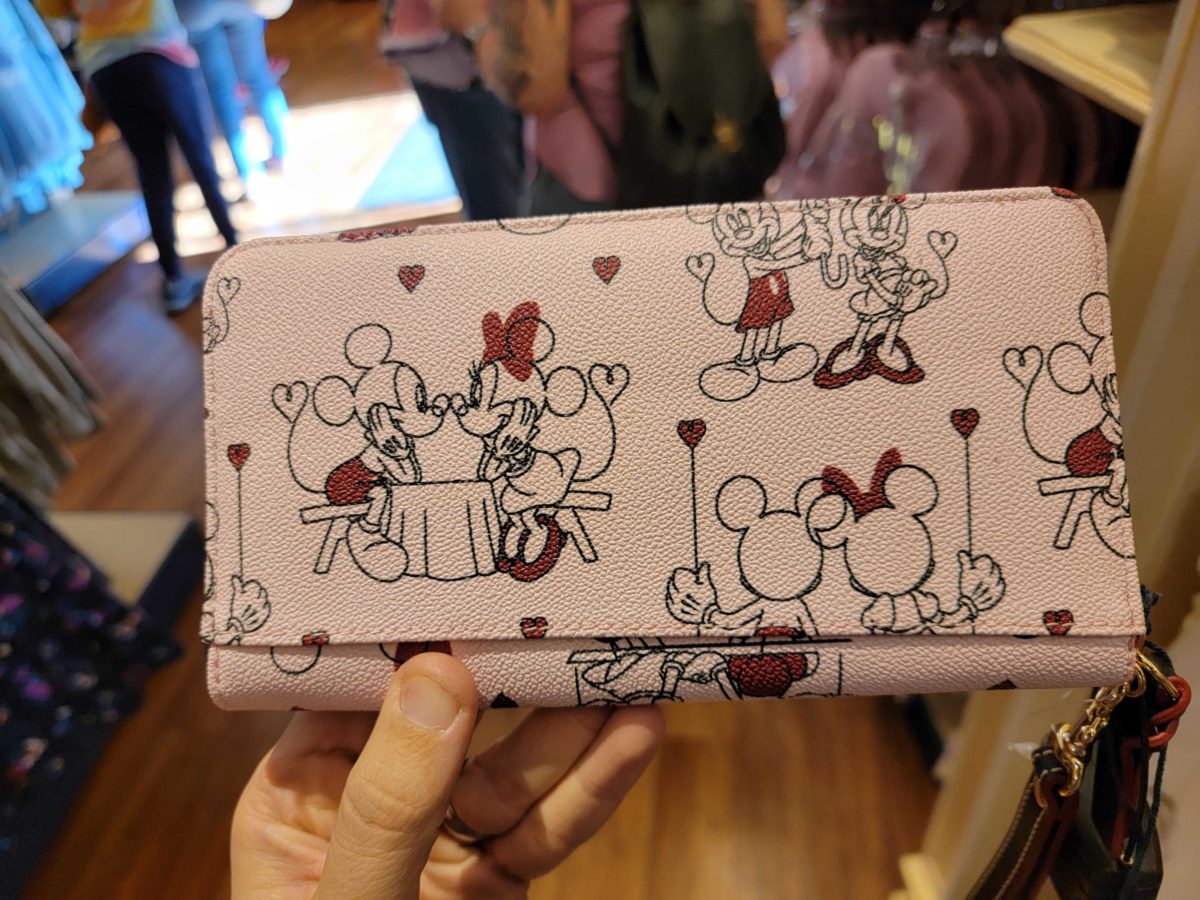 PHOTOS: Two More Valentine’s Day Items by Dooney & Bourke Now Available ...