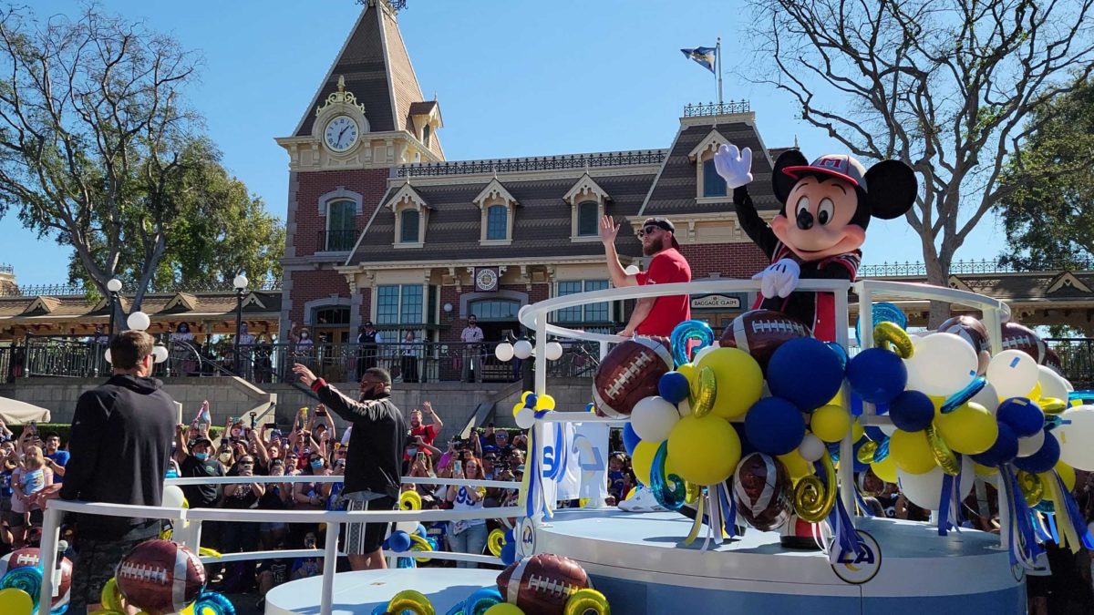 PHOTOS, VIDEO: Cooper Kupp, Matthew Stafford, and Aaron Donald of Rams  Appear in Disneyland Victory Parade After Super Bowl LVI - Disneyland News  Today