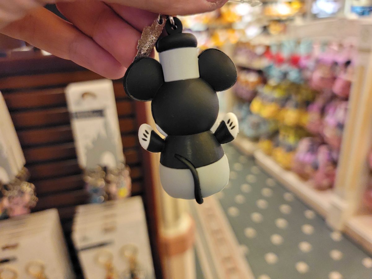 Maleficent, Snow White, 'Steamboat Willie,' 'The Lion King,' and Anna Wishables Keychains Now Available at Disneyland Resort 8 DLR WishablesKeychains 8