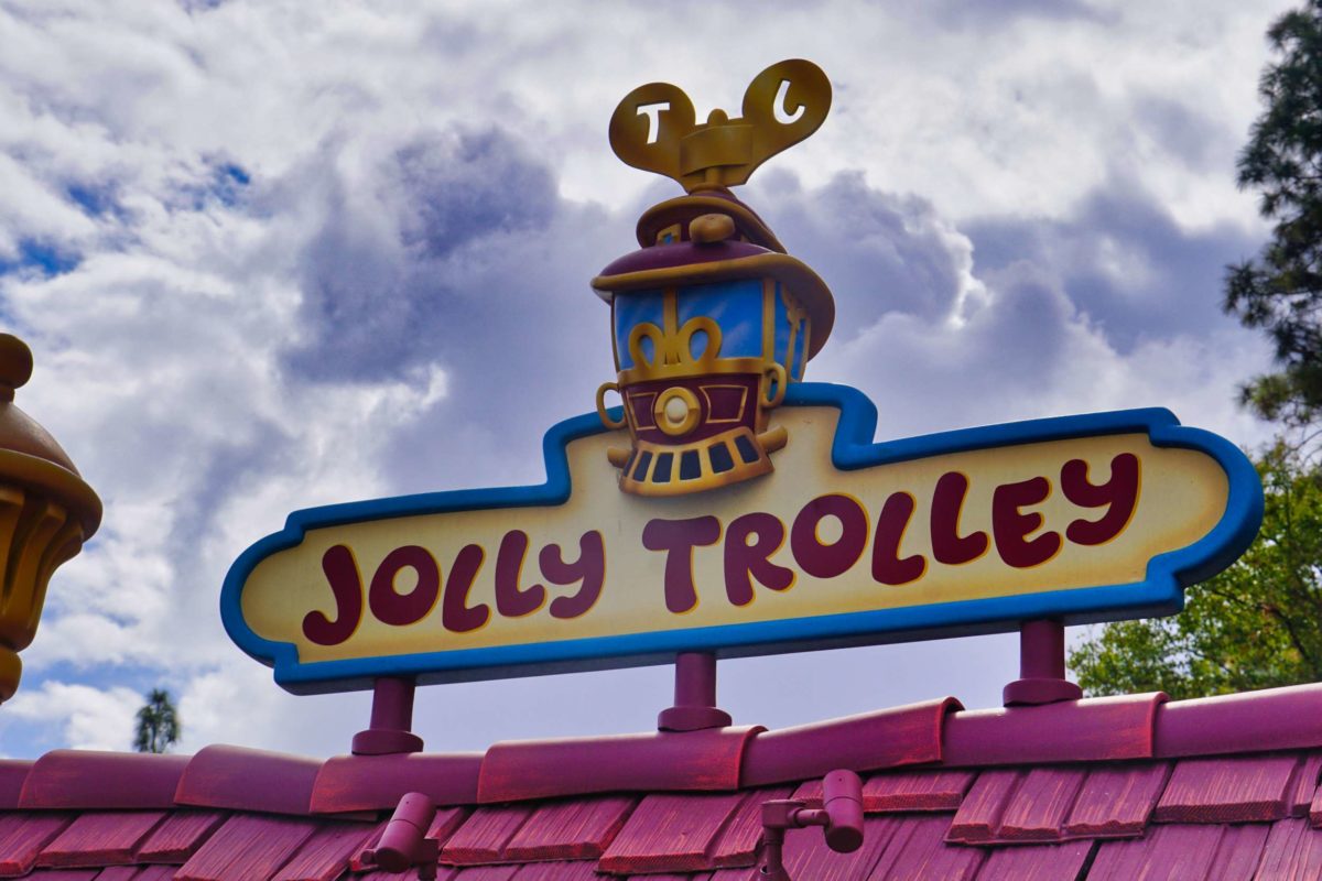 Jolly Trolley Station MTT 03