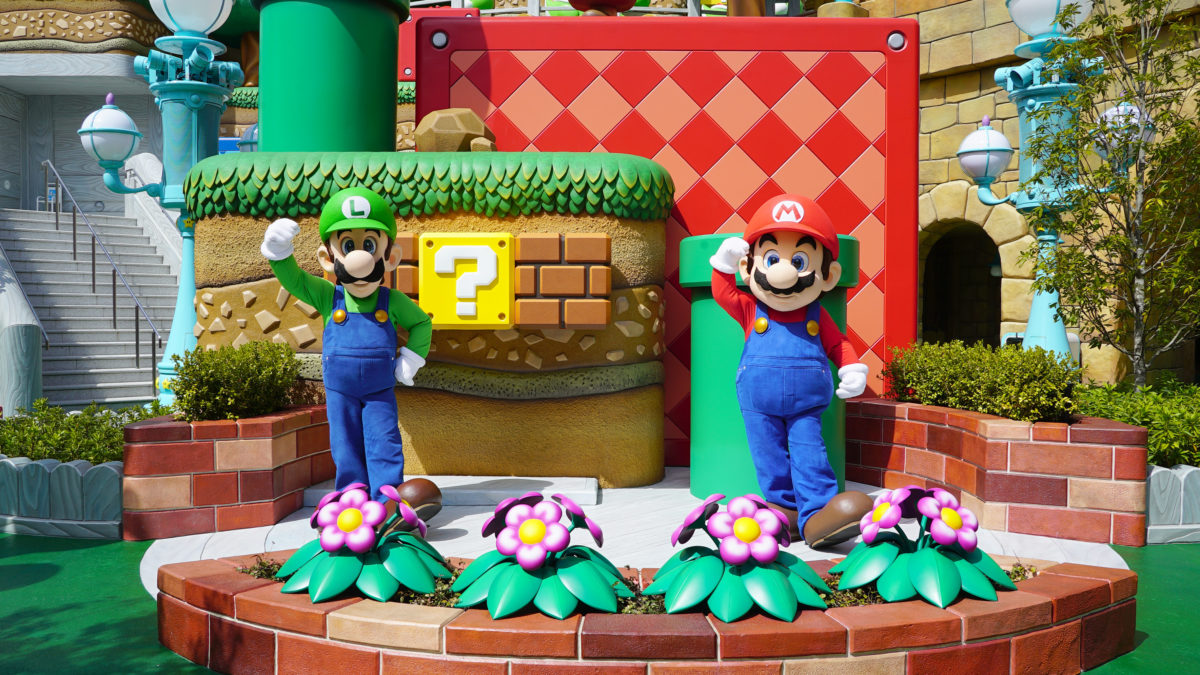 Super Nintendo World Mario and Luigi Meet and Greet