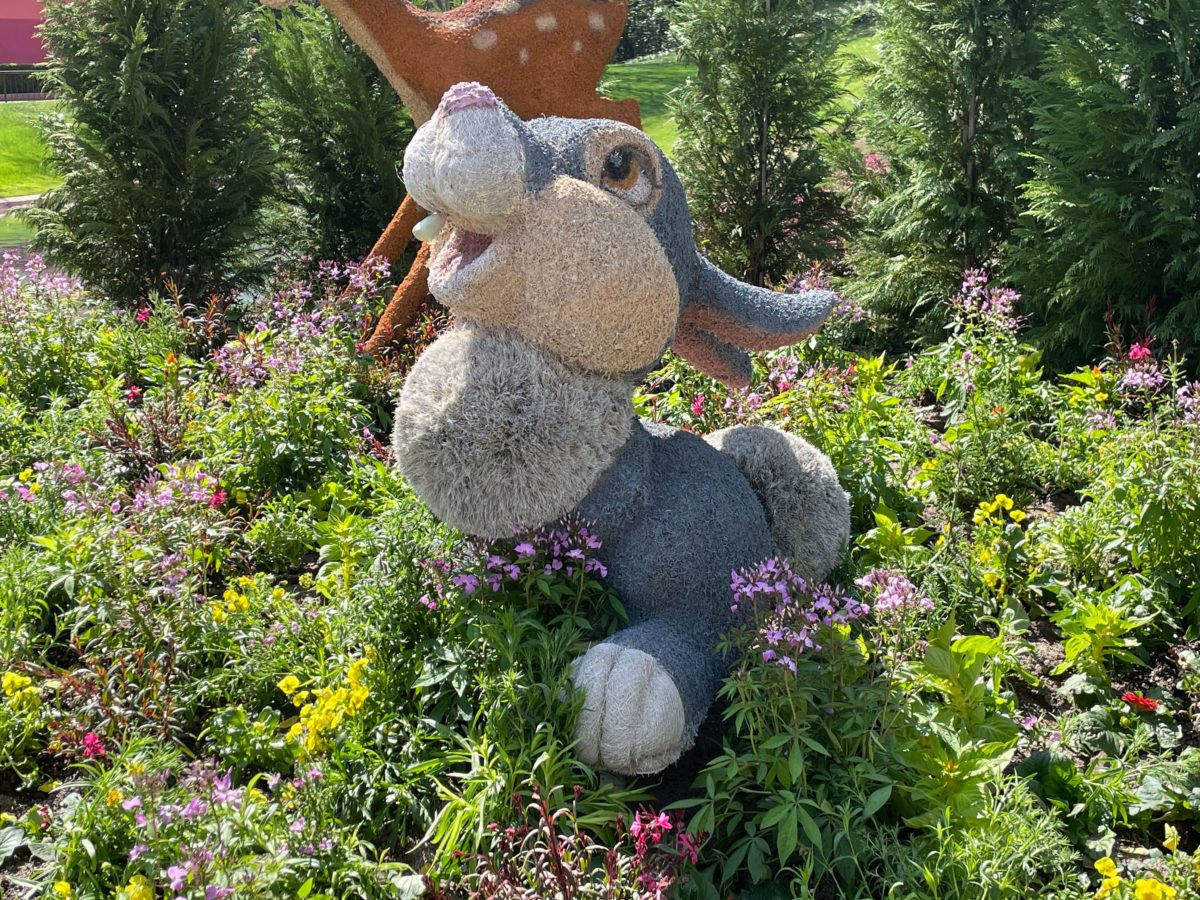 flower and garden topiary bambi 5